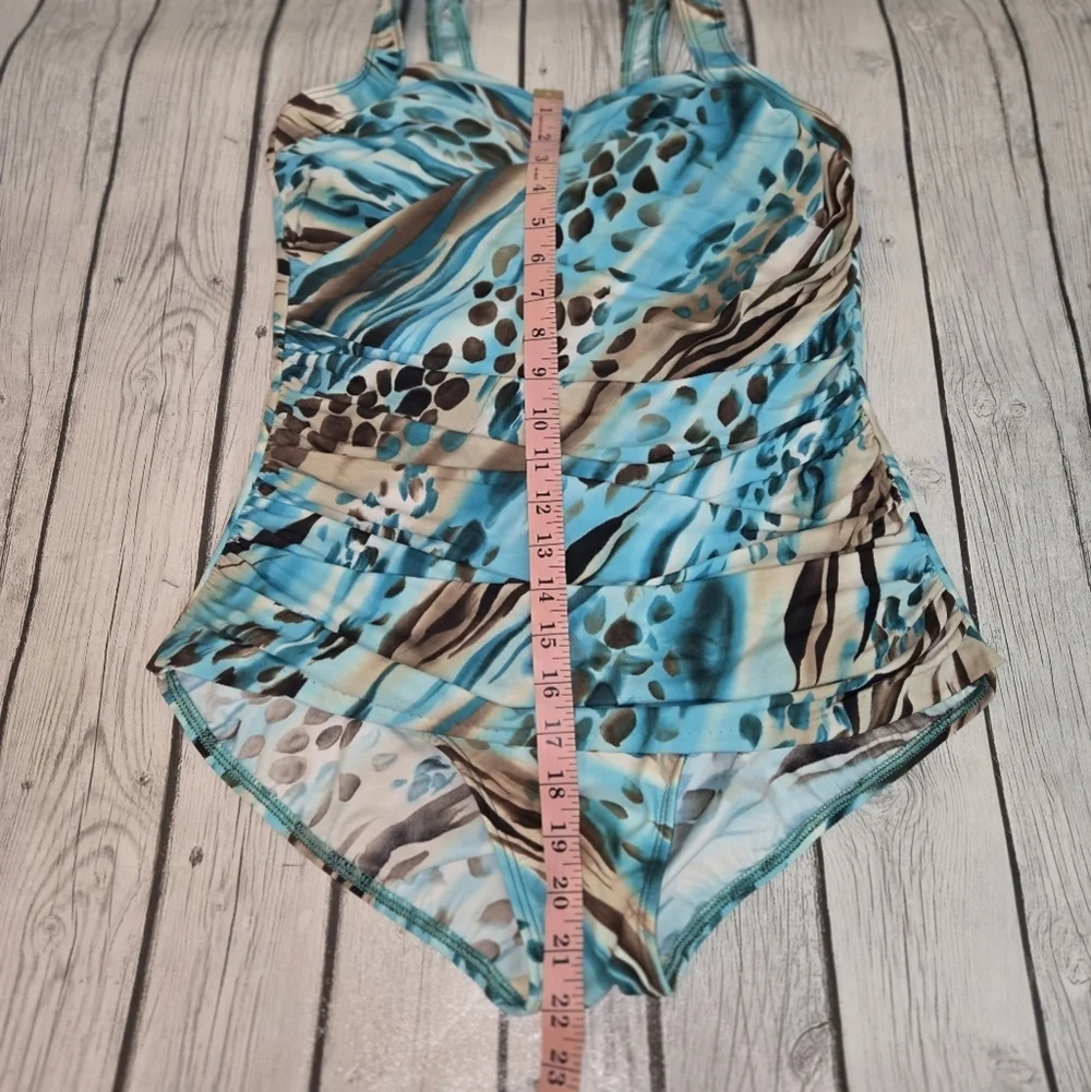 Miraclesuit Escape Animal Print Aqua Turquoise One Piece Swimsuit Size 16